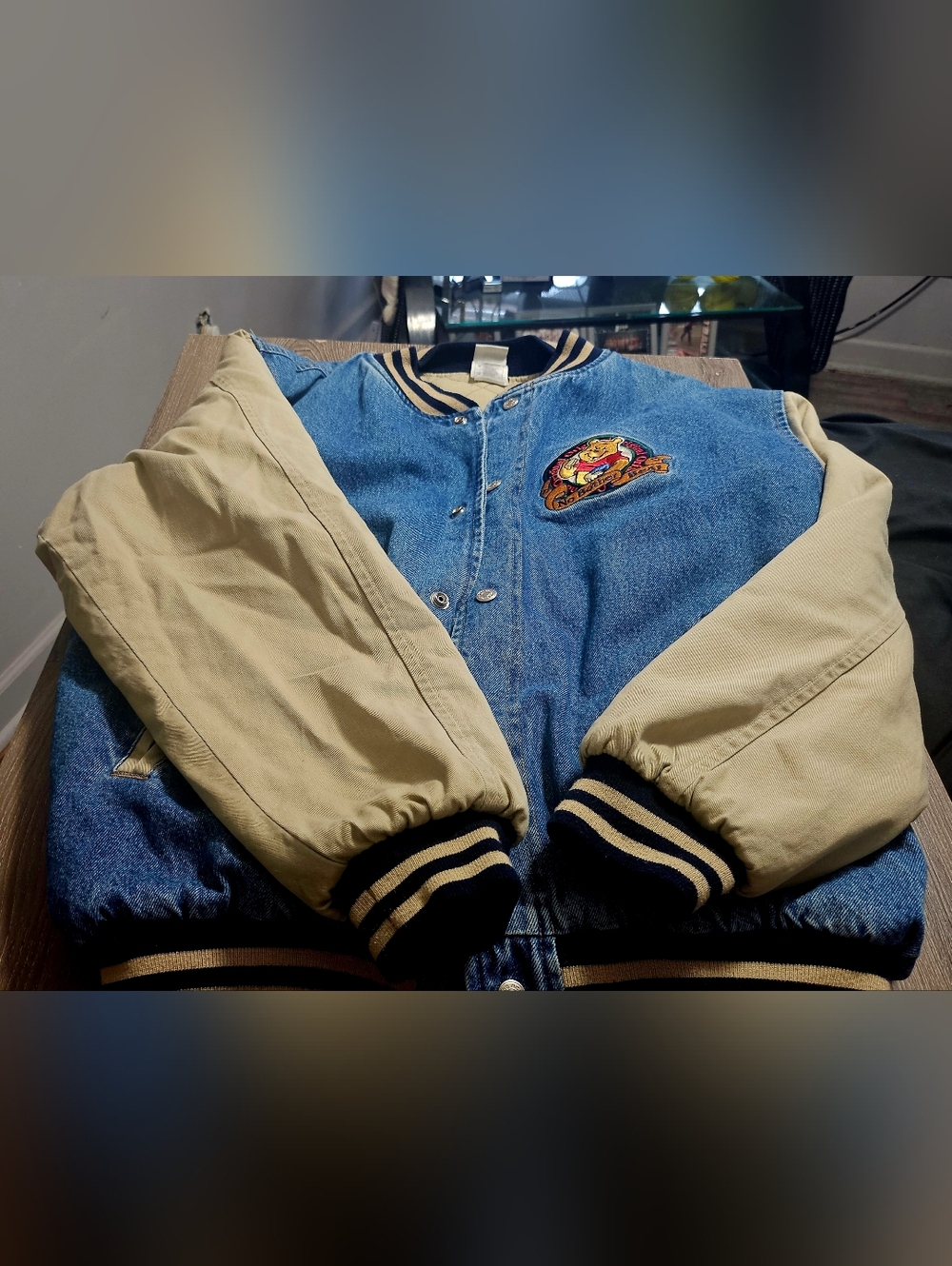 Vintage 90s The Disney Store Winnie The Pooh Embroidered Denim Jacket size M